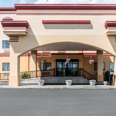 卡莱尔经济住宿酒店 外观 照片